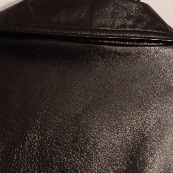 ❤️ FINAL REDUCTION BLACK LEATHER JACKET - Picture 12 of 13